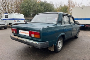 LADA 2105