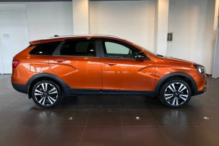 LADA VESTA