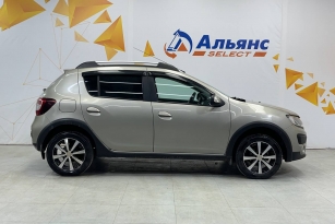 RENAULT SANDERO