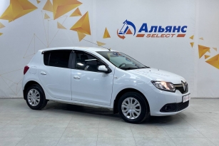 RENAULT SANDERO