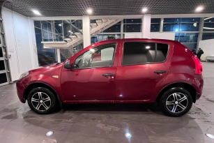 RENAULT SANDERO