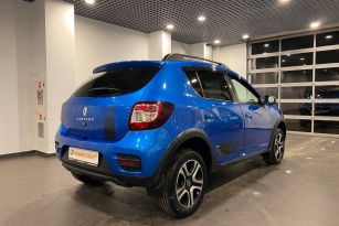 RENAULT SANDERO STEPWAY