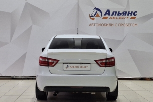 LADA VESTA