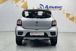 RENAULT SANDERO