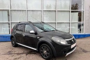 RENAULT SANDERO STEPWAY