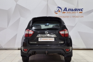 NISSAN TERRANO