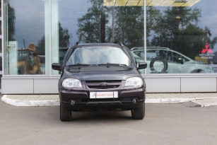 CHEVROLET NIVA