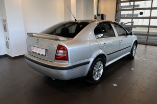 SKODA OKTAVIA