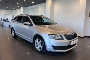 SKODA OKTAVIA