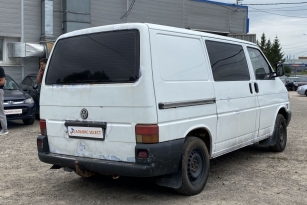 VOLKSWAGEN TRANSPORTER