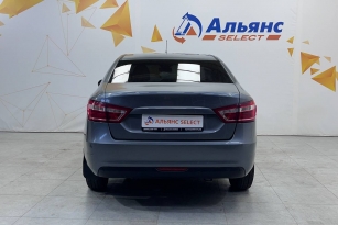 LADA VESTA