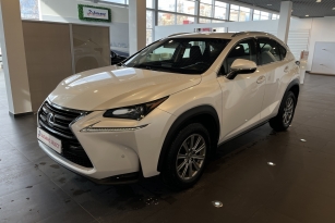 LEXUS NX200