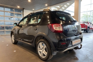 RENAULT SANDERO STEPWAY