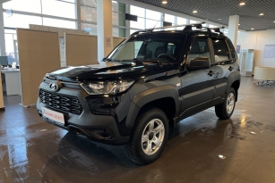 LADA NIVA TRAVEL