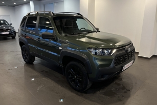 LADA NIVA TRAVEL