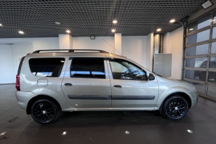 LADA LARGUS