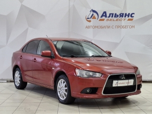 MITSUBISHI LANCER
