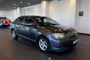 TOYOTA AVENSIS