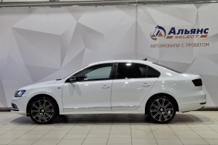 VOLKSWAGEN JETTA