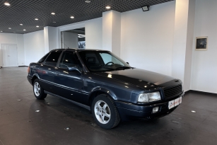 AUDI 80
