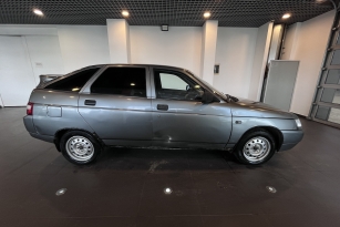 LADA 2112