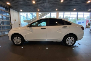 LADA VESTA