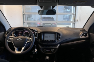 LADA VESTA