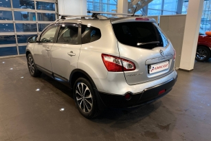 NISSAN QASHQAI+2