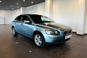 VOLVO S40