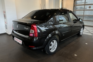 RENAULT LOGAN