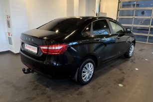 LADA VESTA
