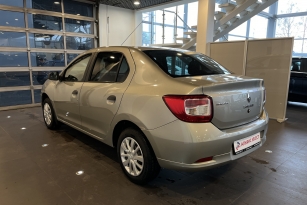 RENAULT LOGAN