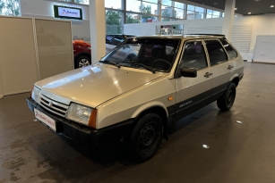 LADA 2109