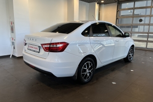 LADA VESTA