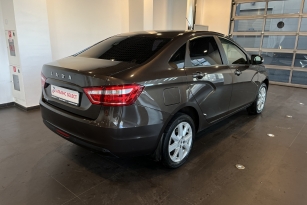 LADA VESTA