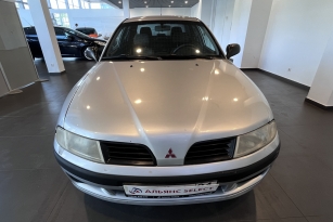 MITSUBISHI CARISMA