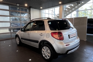 SUZUKI SX4