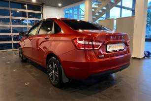 LADA VESTA