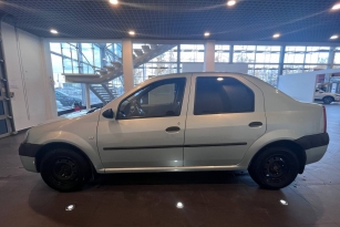 RENAULT LOGAN