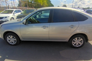 LADA GRANTA
