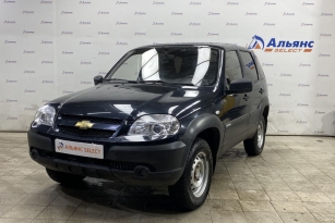 CHEVROLET NIVA