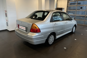 SUZUKI LIANA