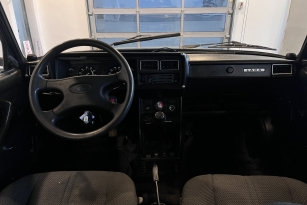 LADA 2104