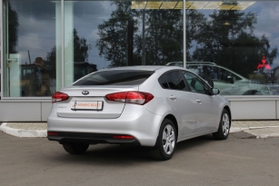 KIA CERATO