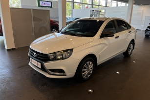LADA VESTA