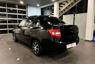 LADA GRANTA