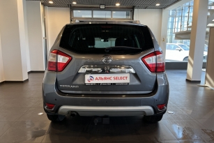 NISSAN TERRANO