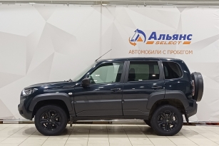 LADA NIVA TRAVEL