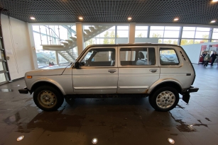 LADA 2131 (4X4)