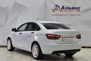 LADA VESTA